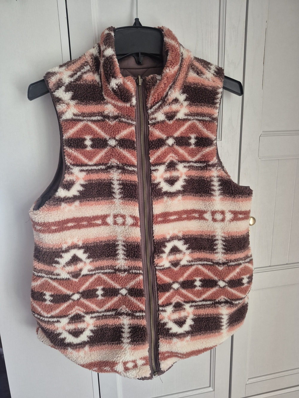 Women’s Fleece Patterned Vest - Rust & Cream